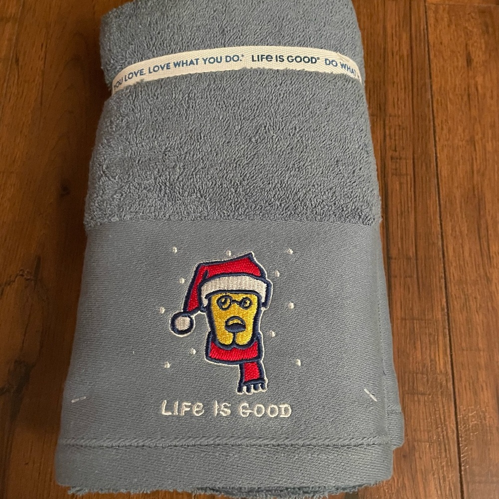 Life is good set 2 rocket holiday hand towels